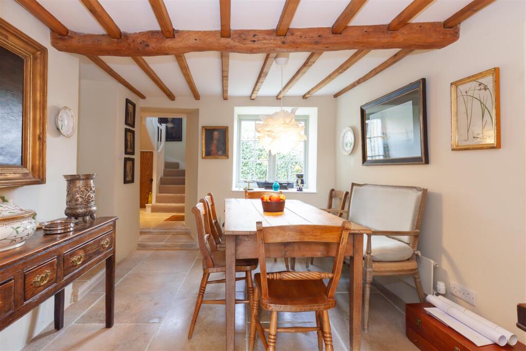Dining Room 1.jpg