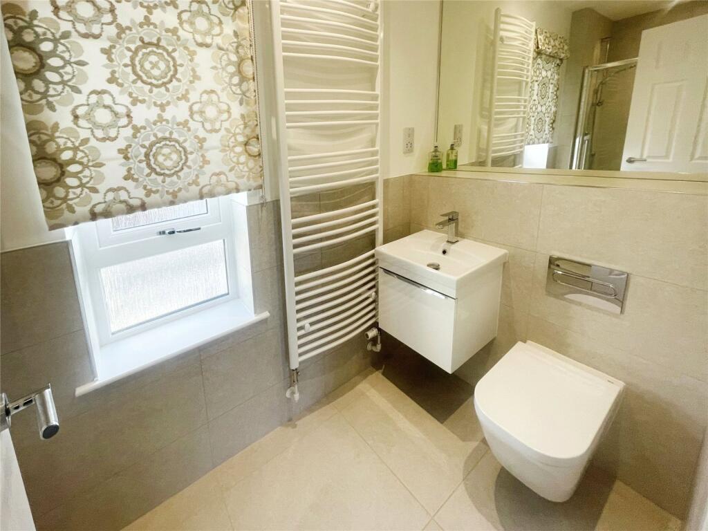 Master En-Suite
