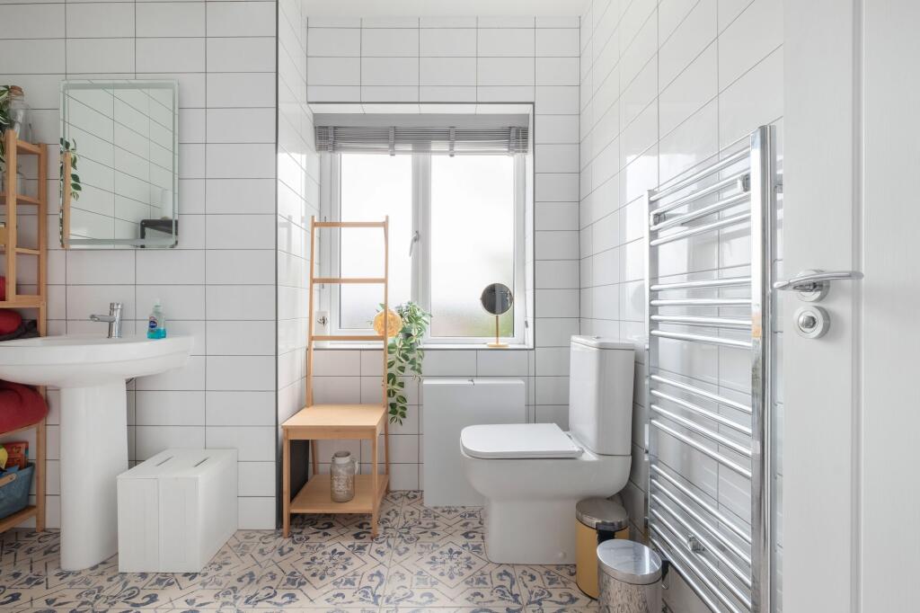 BEDROOMS AND BATHROOMS