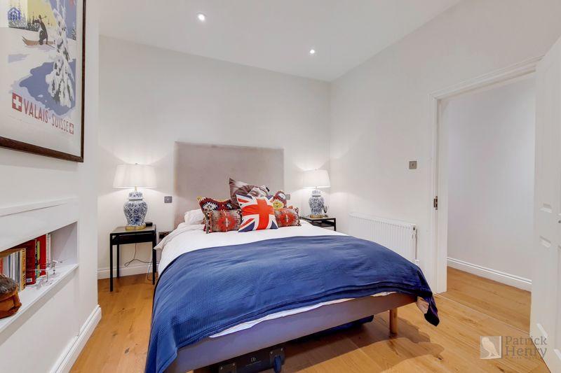Second bedroom 2