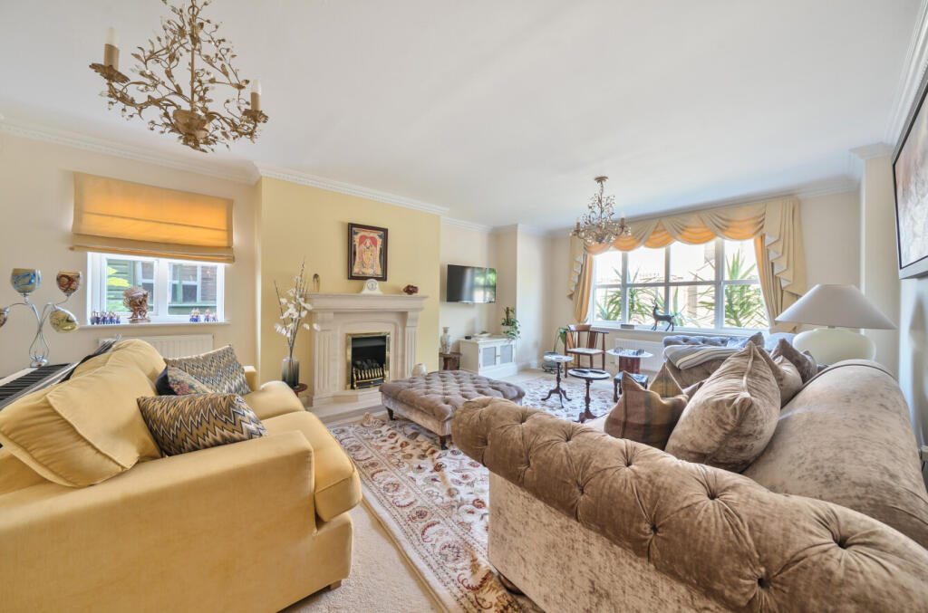 1314246-3-686279f...