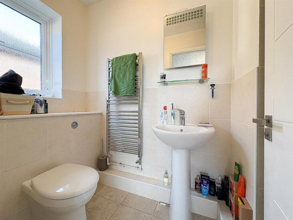 ENSUITE.jpg