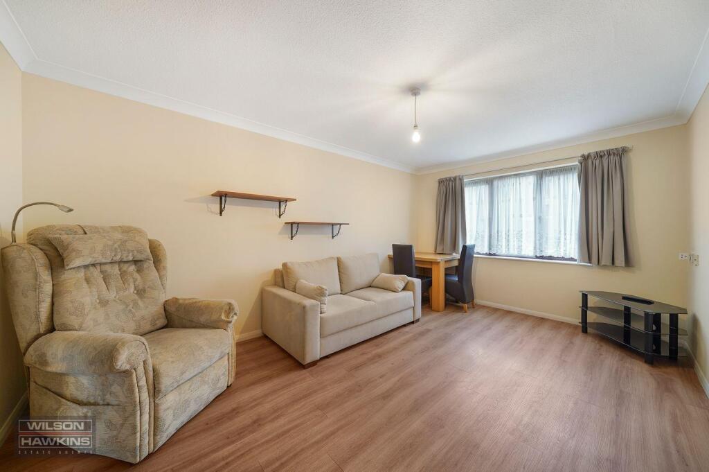 637 Pinner Road - HET1ZQ8kkwv3g571JsMl.jpg