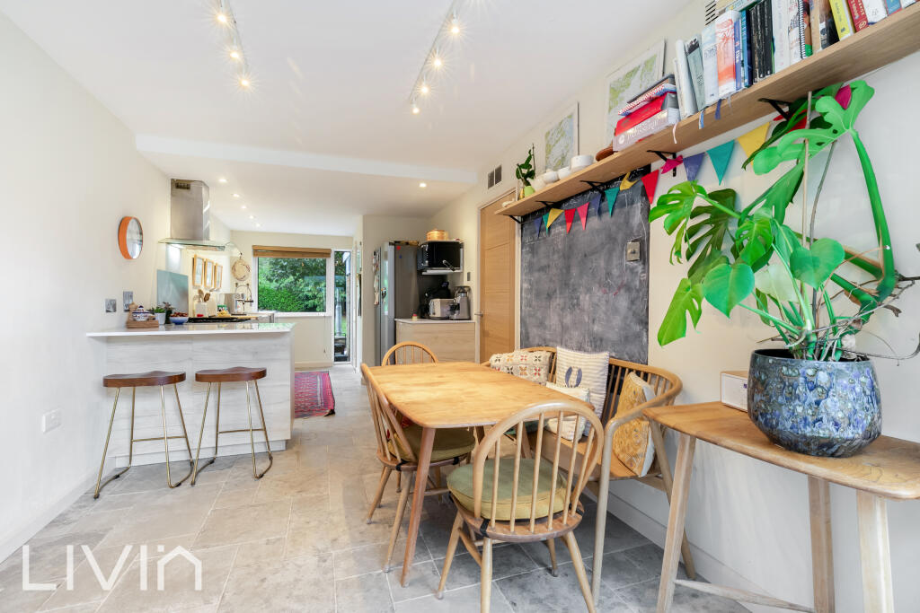 CROFTERS ROAD 62 -33