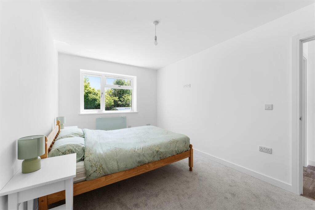 1.8 - bedroom.jpg
