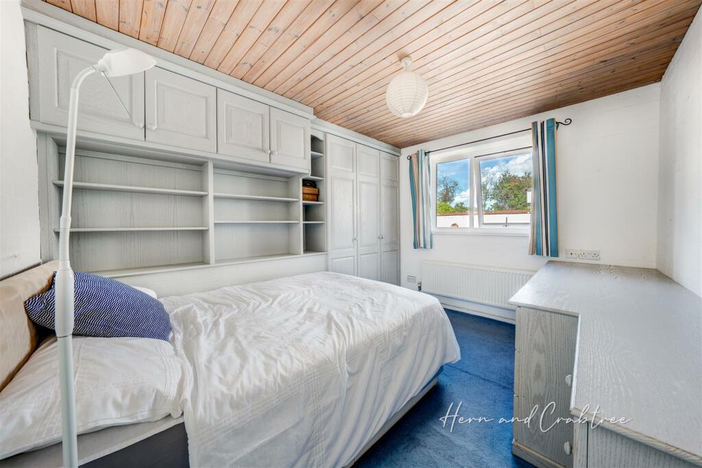 Wellfield Court, Marshfield, HernCrabtree (42).jpg