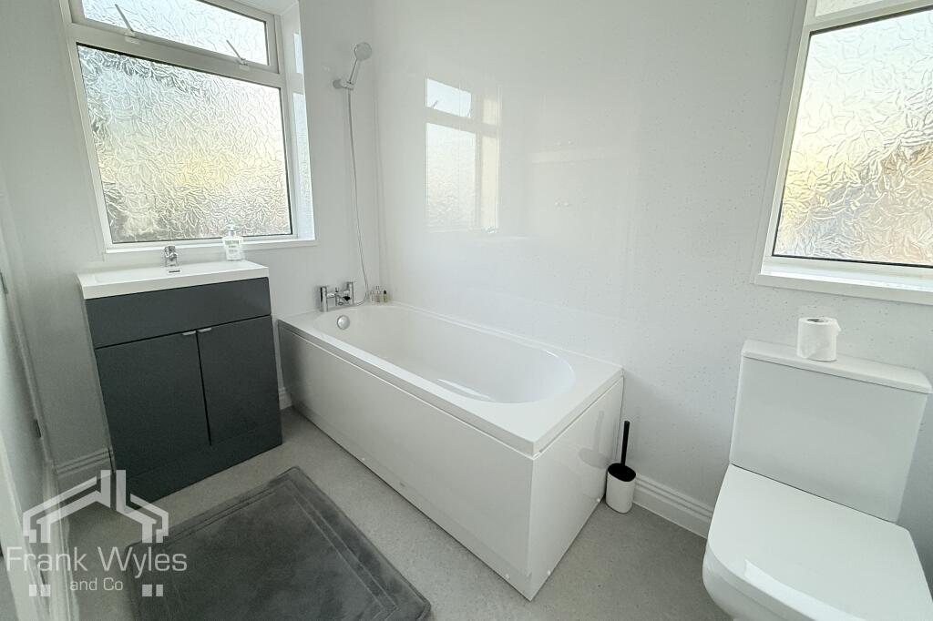 Photo 09-01-2025, 16 00 15