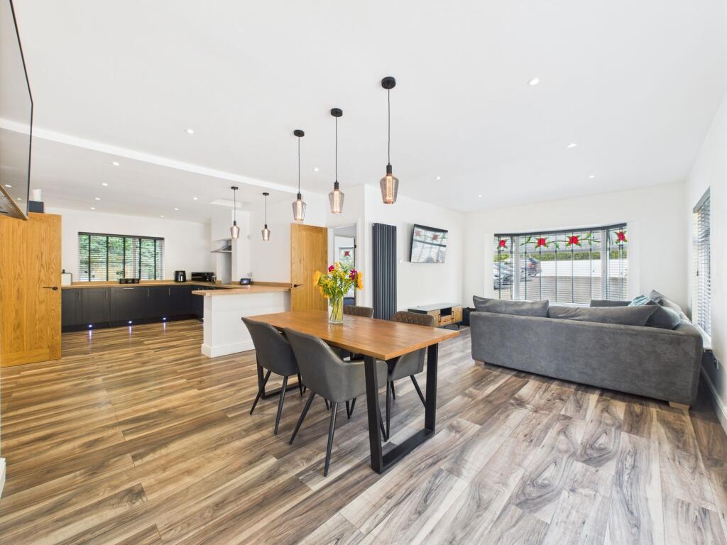 Kitchen/Living Area 1