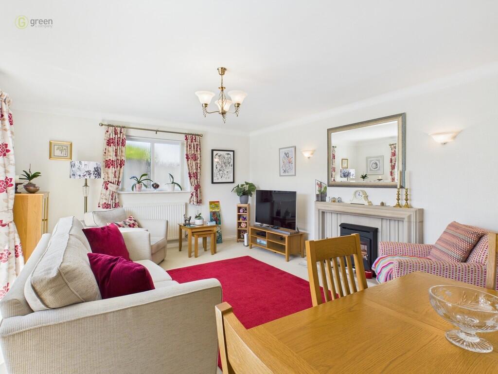 CAM03830G0-PR0131...