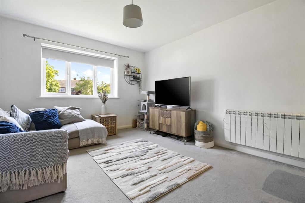 Woodsdale Court, 6_03.JPG