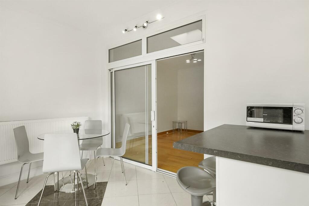 39 Elm Way - CWbG4dkmHBkcHlLHPRS4.jpg