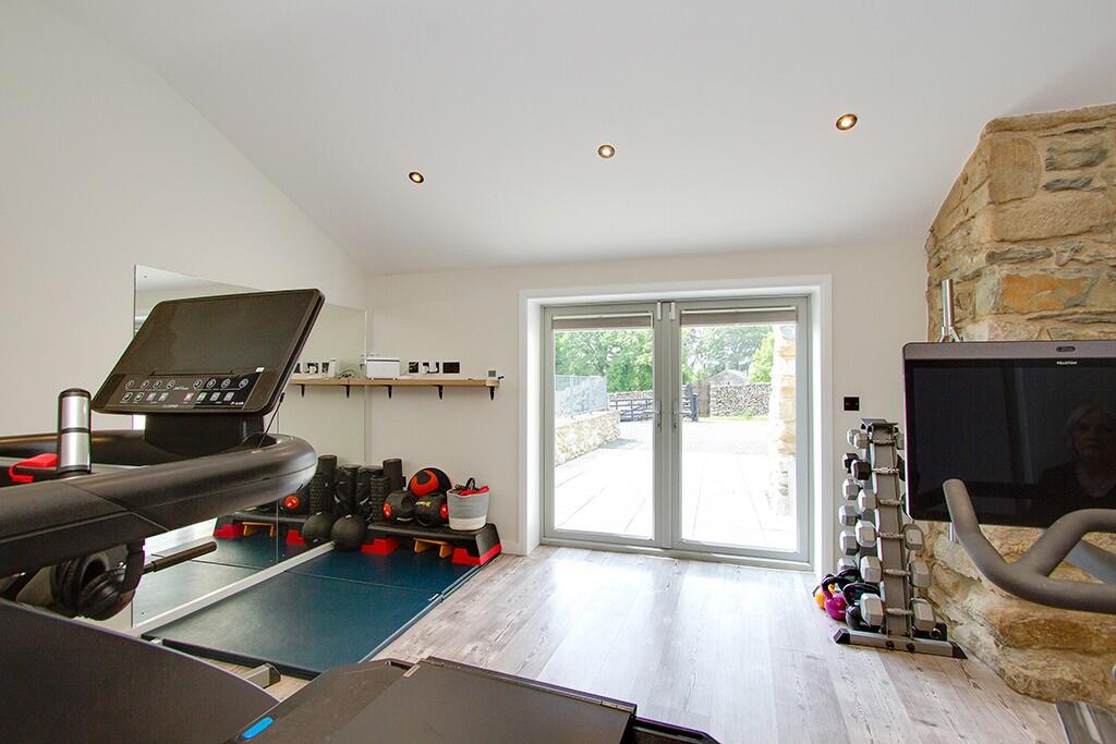 Gym/bedroom 4