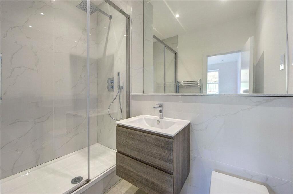 Ensuite