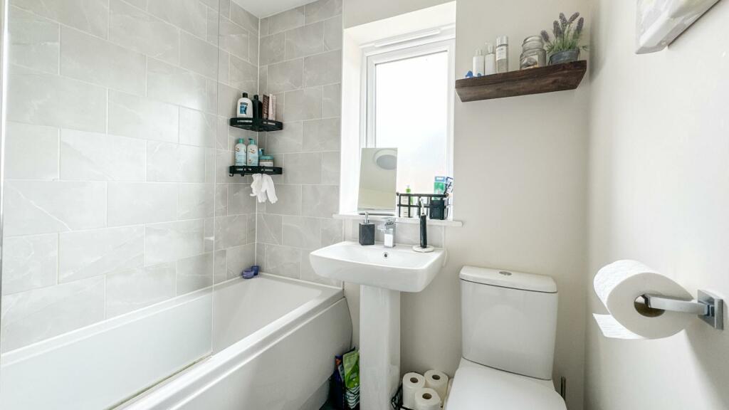 Master Bedroom with en suite