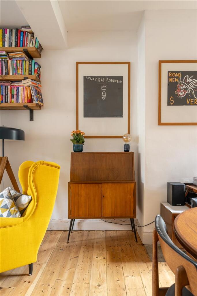 St. Winefride's Avenue, E12