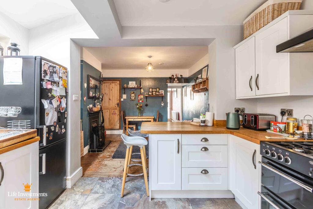 Kitchen- Family Room