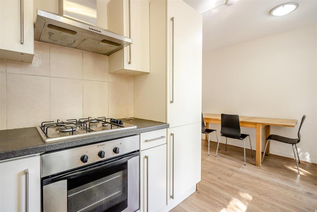 Kitchen 2-interior34.jpg