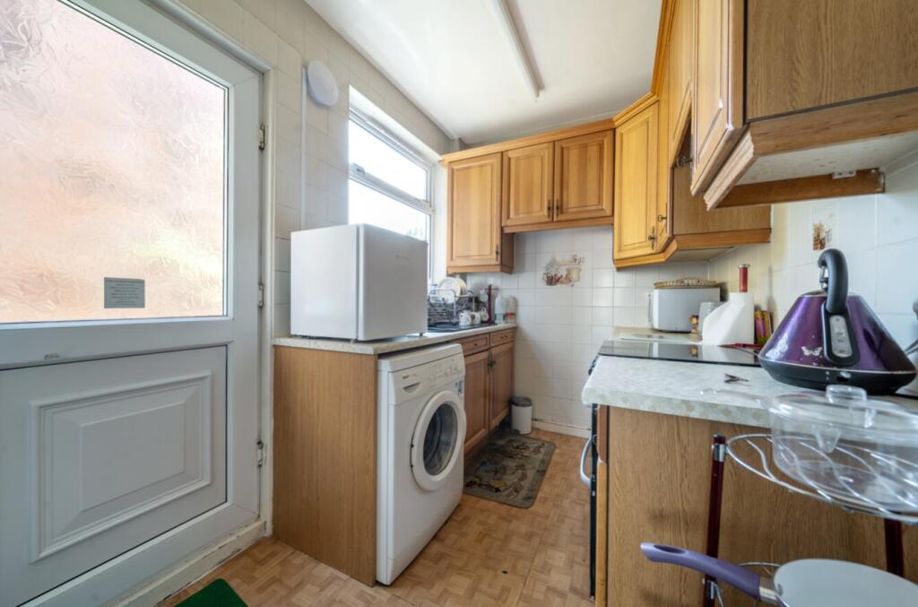 1361836-6-68dbc571ecb89