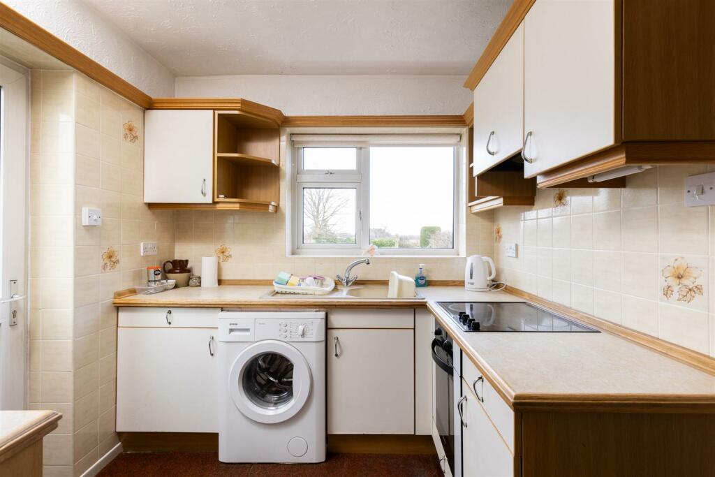 68HighfieldDrive-10.jpg