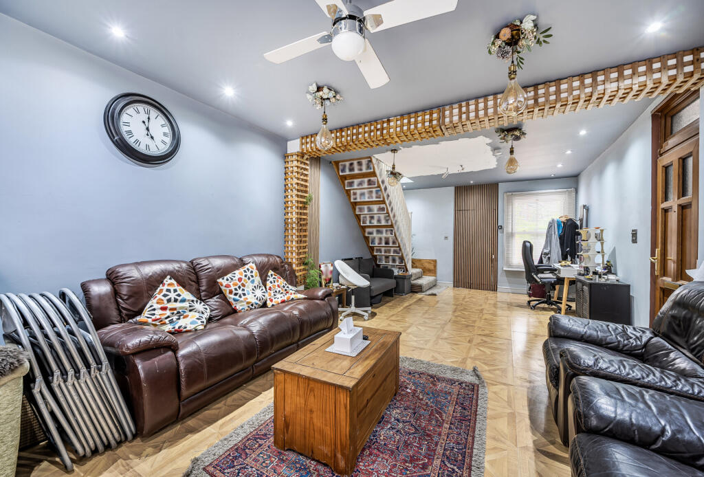 1331006-6-6887a3f...