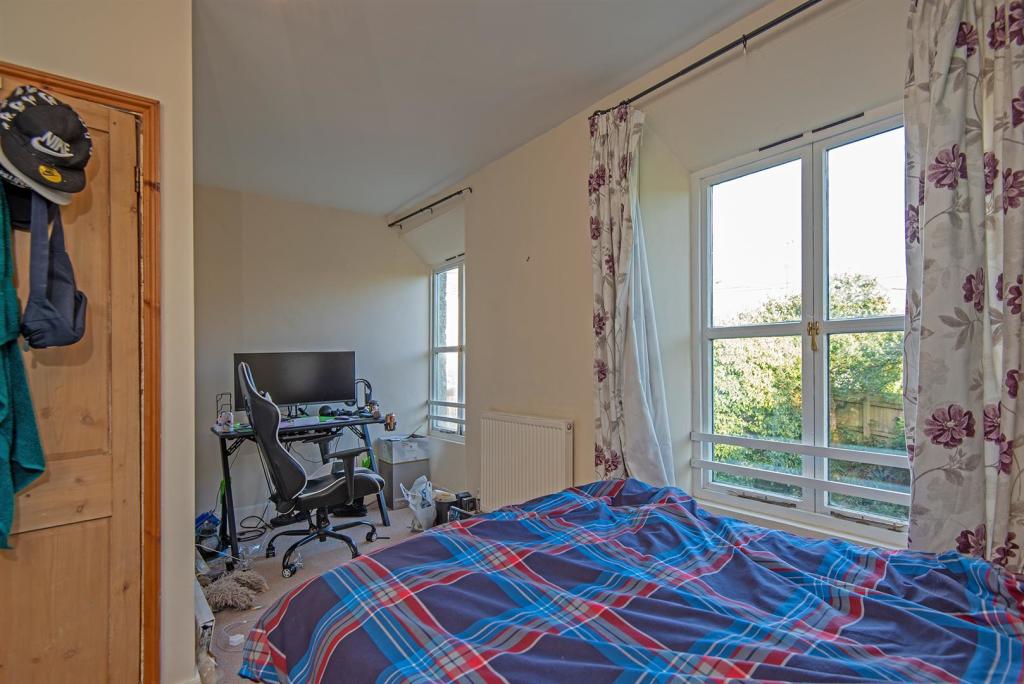 Bedroom 2.jpg
