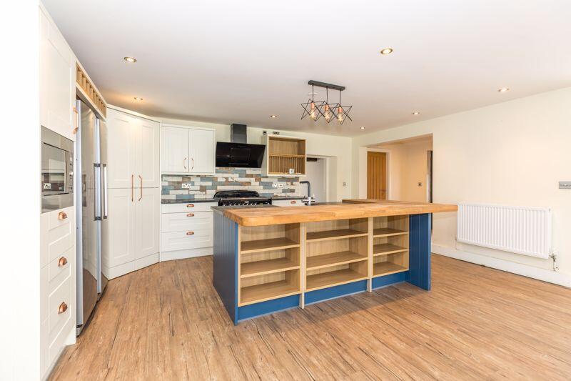 Kitchen Family Room
