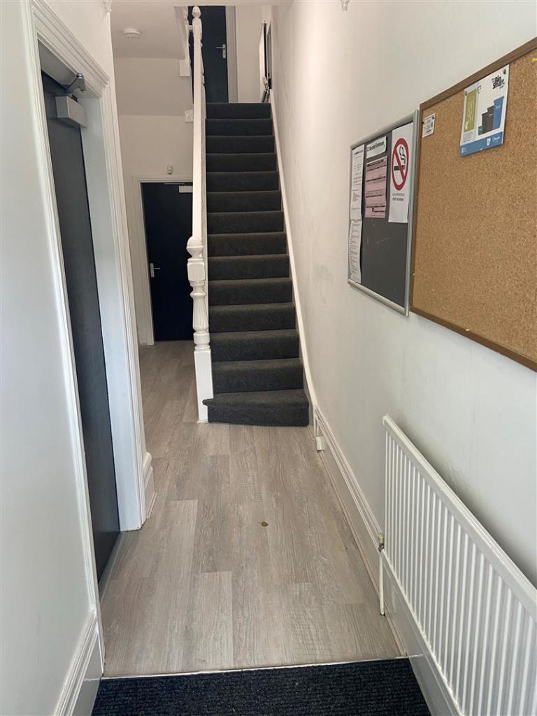 Hallway 1.2.JPG