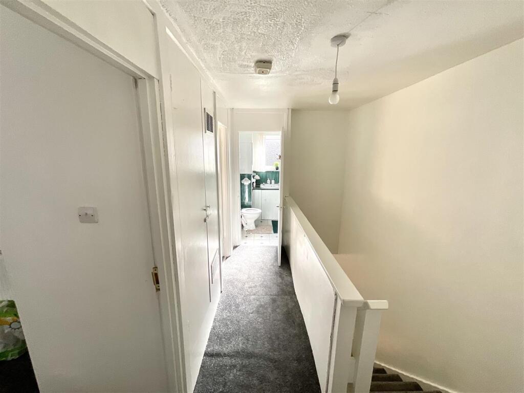 Hallway.jpg