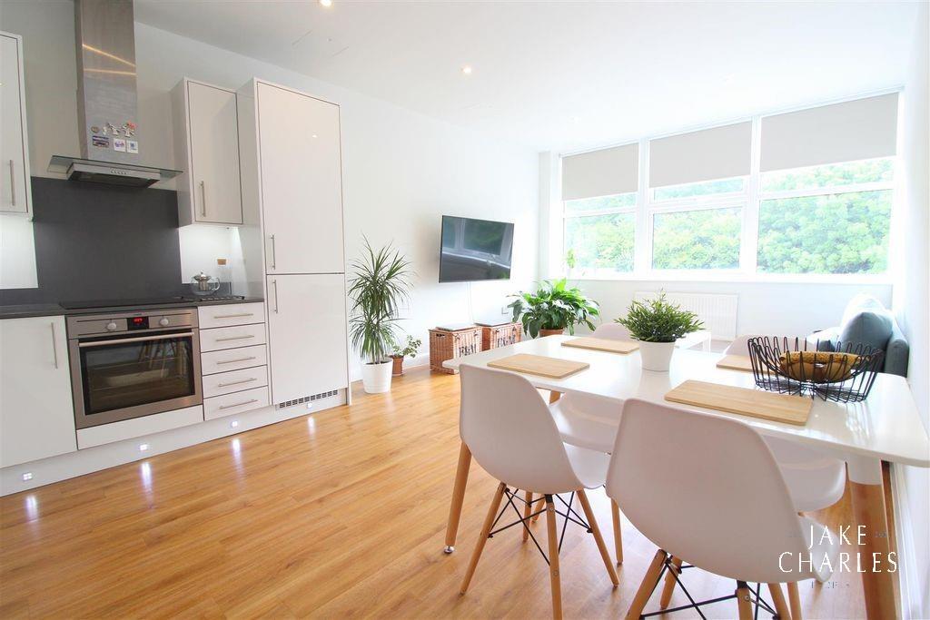dining room.jpg