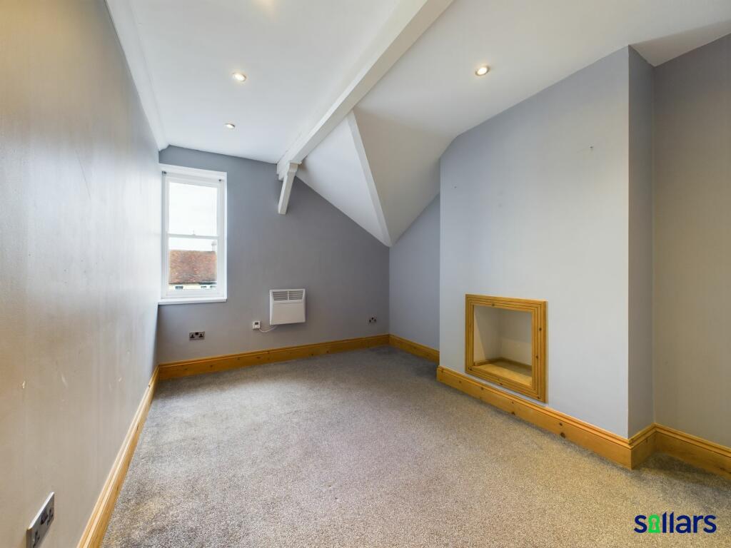 Apartment 5 - Bedroom One