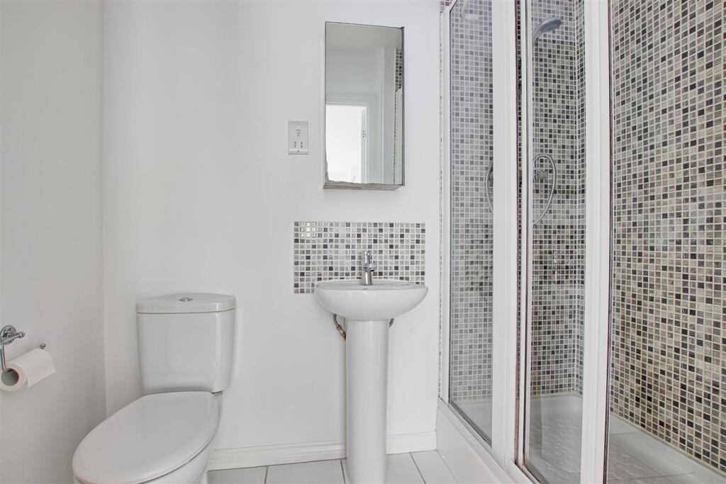 Ensuite.jpg