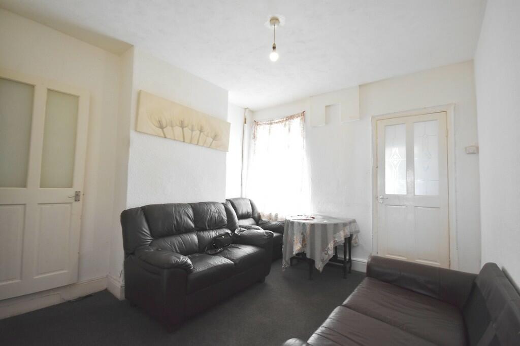 Dining Room-min