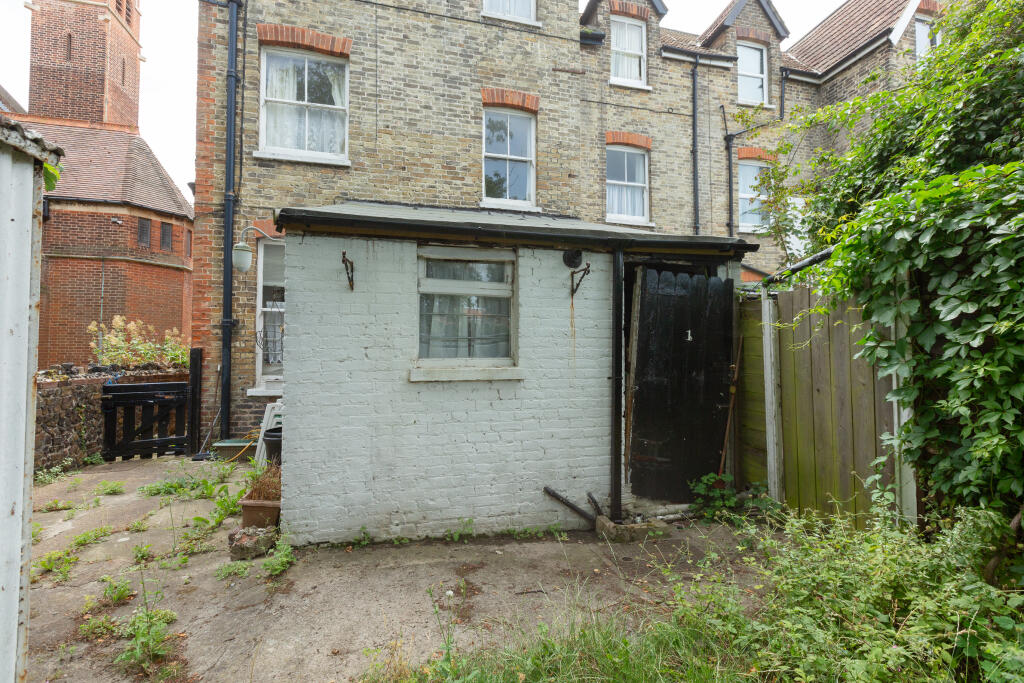 general Flat 1, 56 W