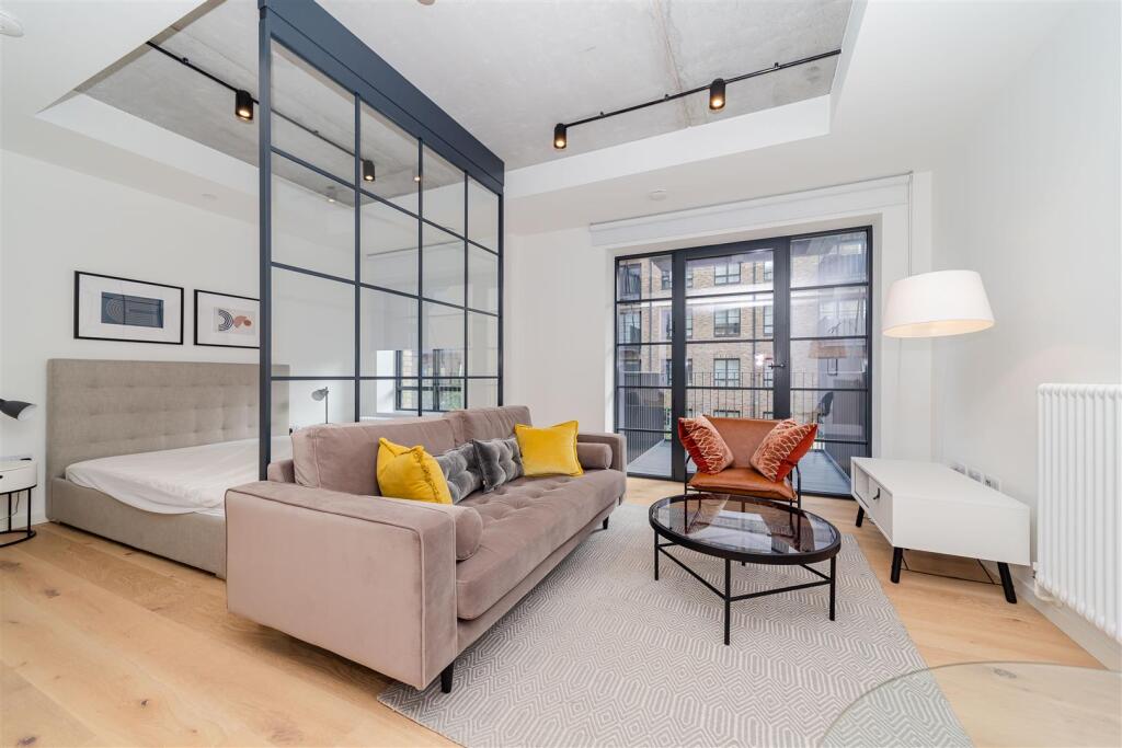 Living area    .jpg