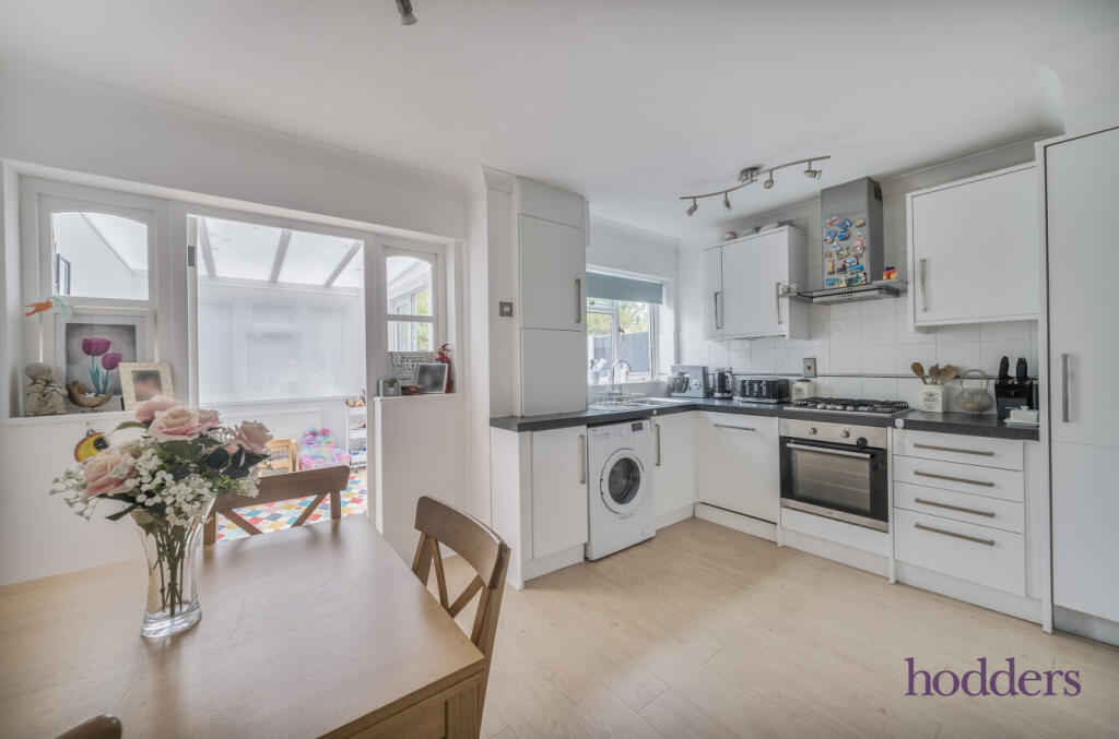 b7241bef-8aec-49f...