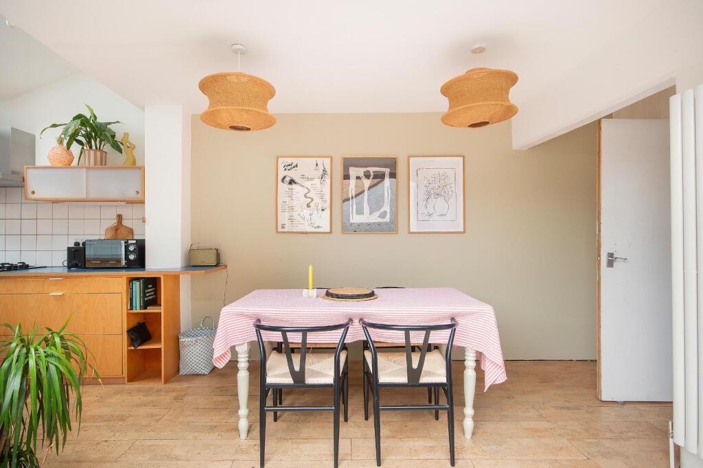 1R8HEE - Kitchen Diner A.jpg