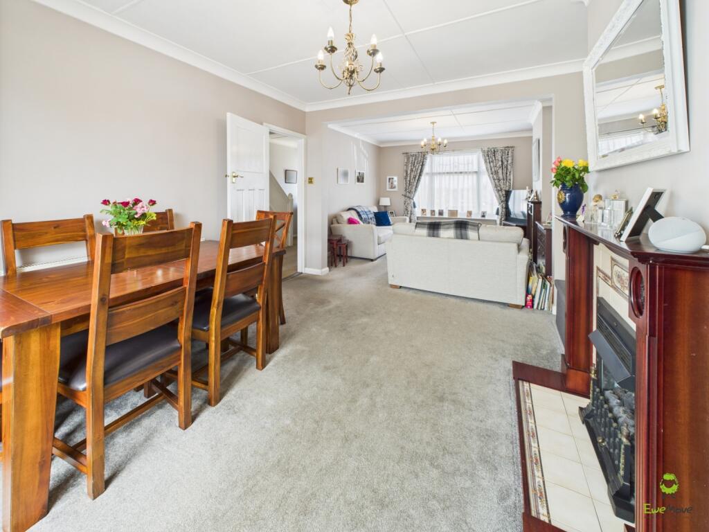 Presented By Clinton Crawford - Ewemove Bexley and