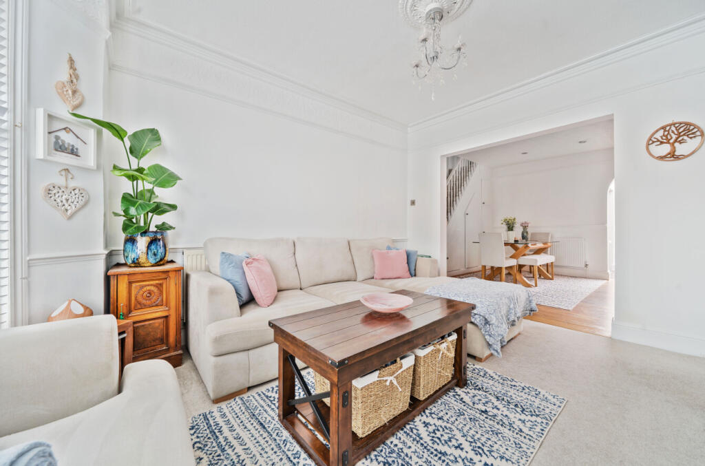 1317760-13-685edb...