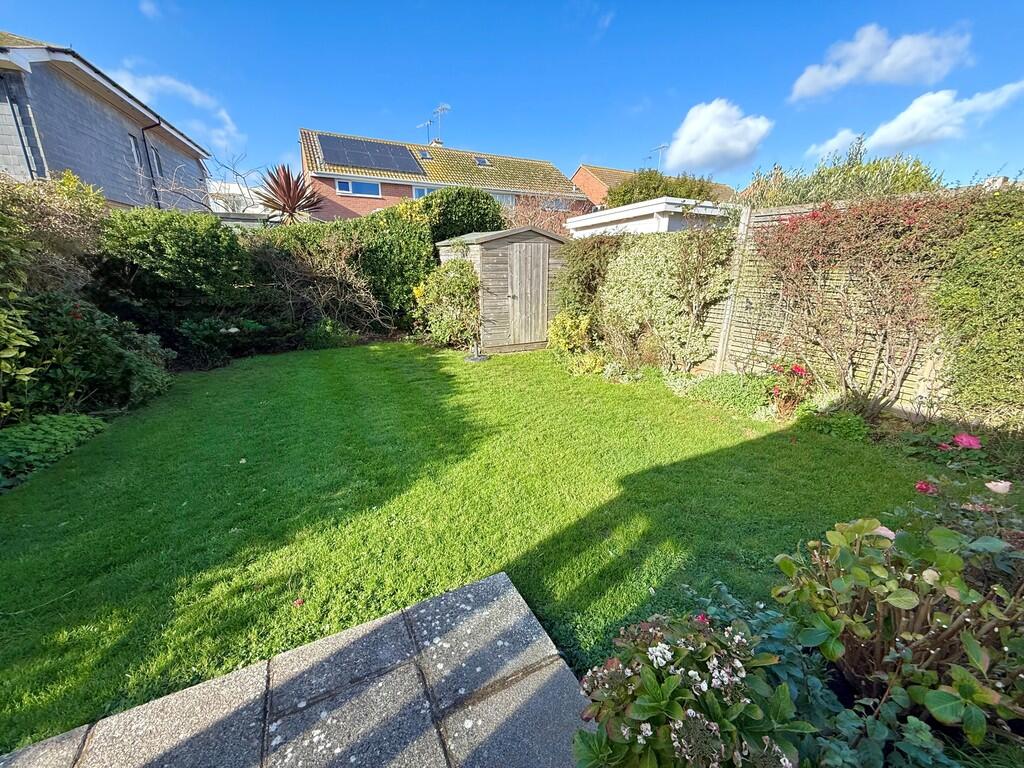 121 Mallon Dene G...