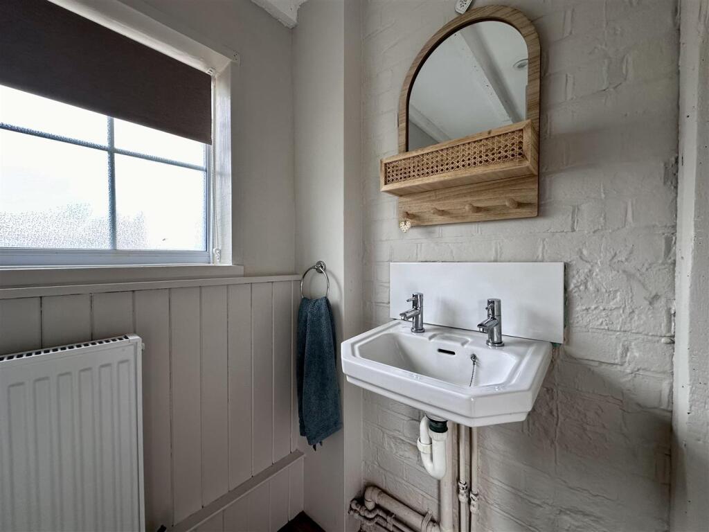 Ground floor WC