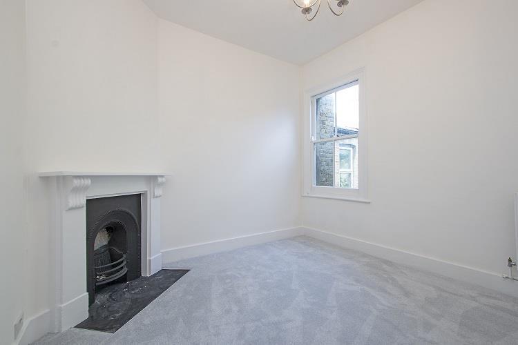 28a Clarendon Road SW19 bedroom 2.jpg