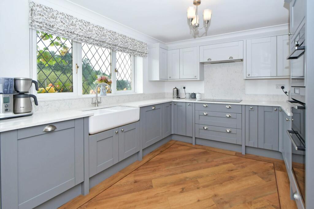 Dining kitchen