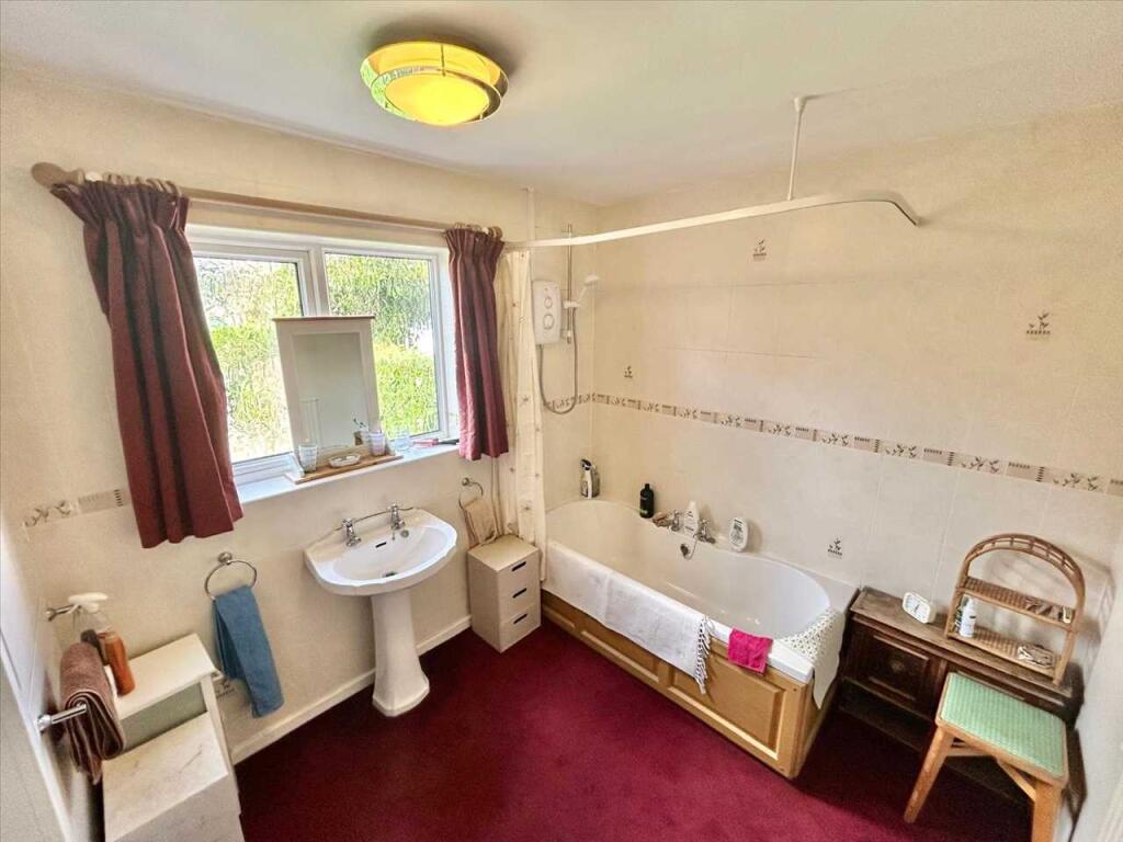 Bathroom &amp; WC