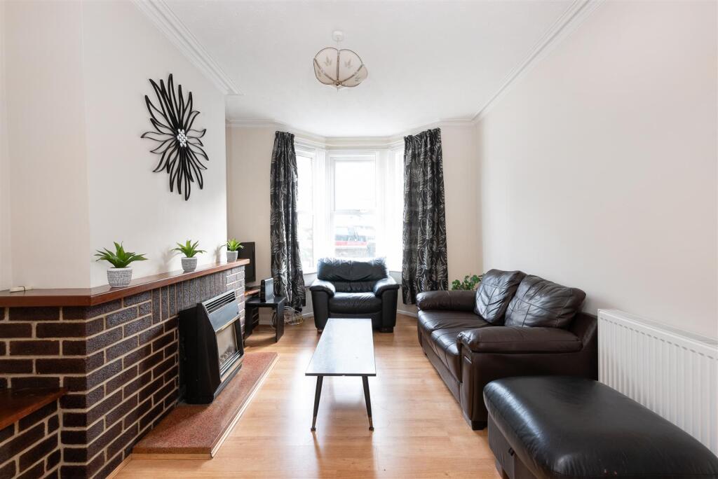 23 Arlington Road-2.jpg