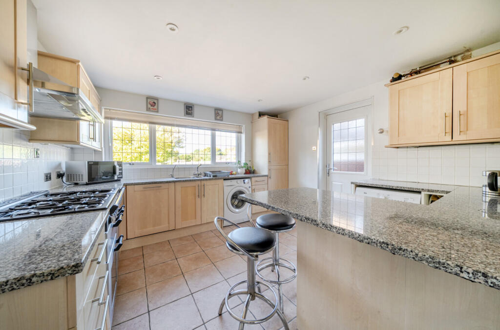 1361461-2-68e39b4...