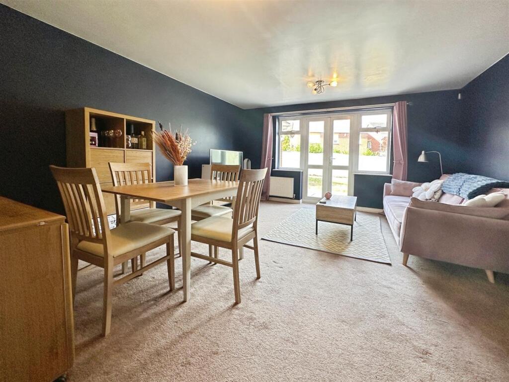 1dc1561d--46B4-92E9-C6BA6815BE26-26867-000009CED00