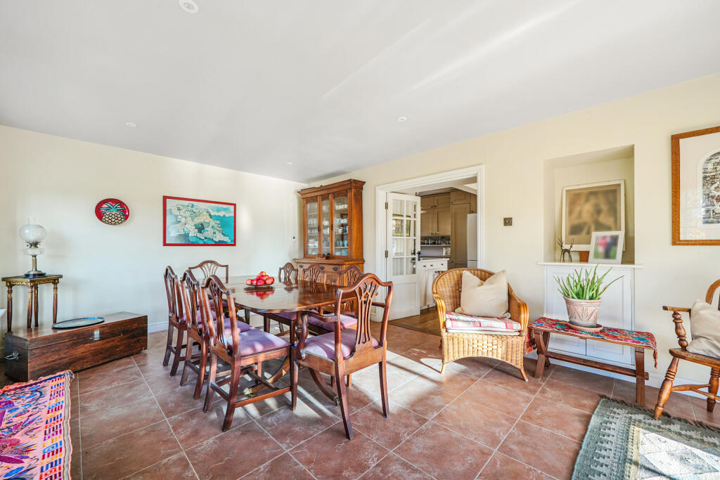 1372752-20-691b69916d7ac