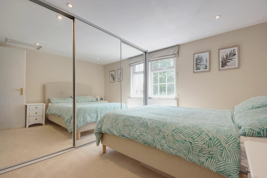 Main bedroom