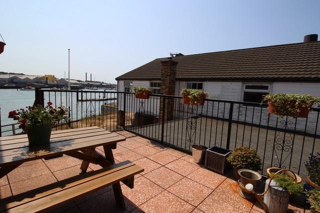 New roof terrace.jpg