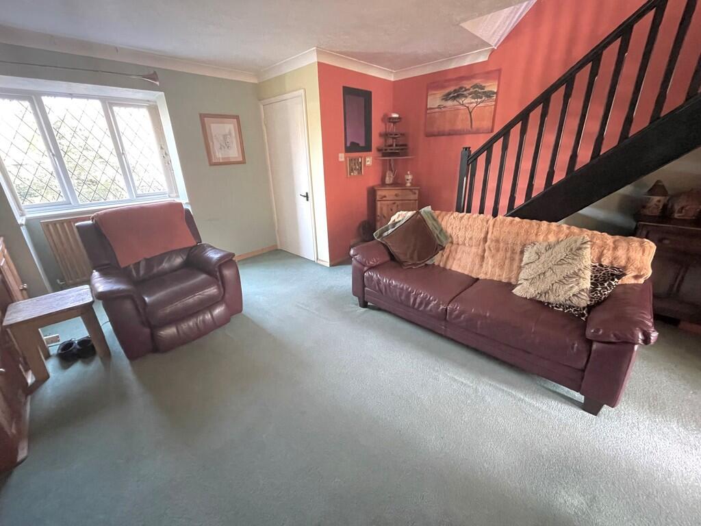 19 Biscay Close L...